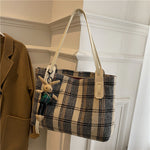 画像をギャラリービューアに読み込む, Large-capacity plaid trendy casual fashion commuter tote bag
