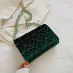 画像をギャラリービューアに読み込む, Velvet embroidery thread chain one-shoulder small square bag
