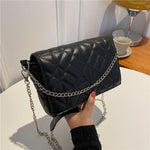 將圖片載入圖庫檢視器 Fashion simple texture chain shoulder messenger bag
