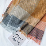 將圖片載入圖庫檢視器 Cashmere color-blocking double-sided plain weave plaid scarf
