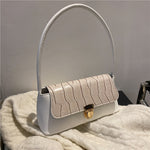 將圖片載入圖庫檢視器 Pure color Korean fashion one-shoulder small square bag
