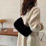 將圖片載入圖庫檢視器 Urban simple style casual one-shoulder plush small square bag
