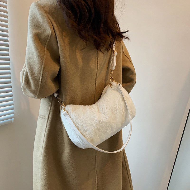 Urban simple style casual one-shoulder plush small square bag